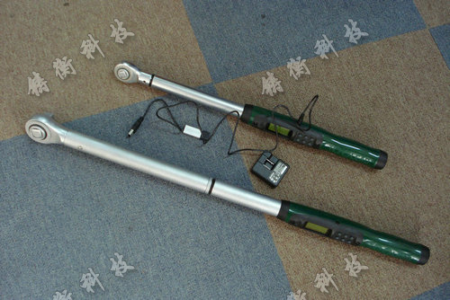 SGTS信号输出数显扭矩扳手